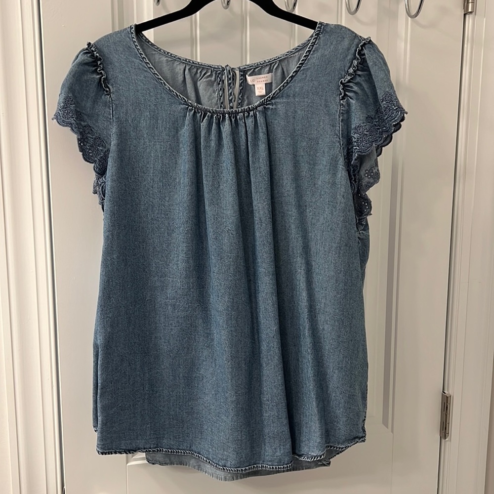 Lauren Conrad washed denim top size XXL